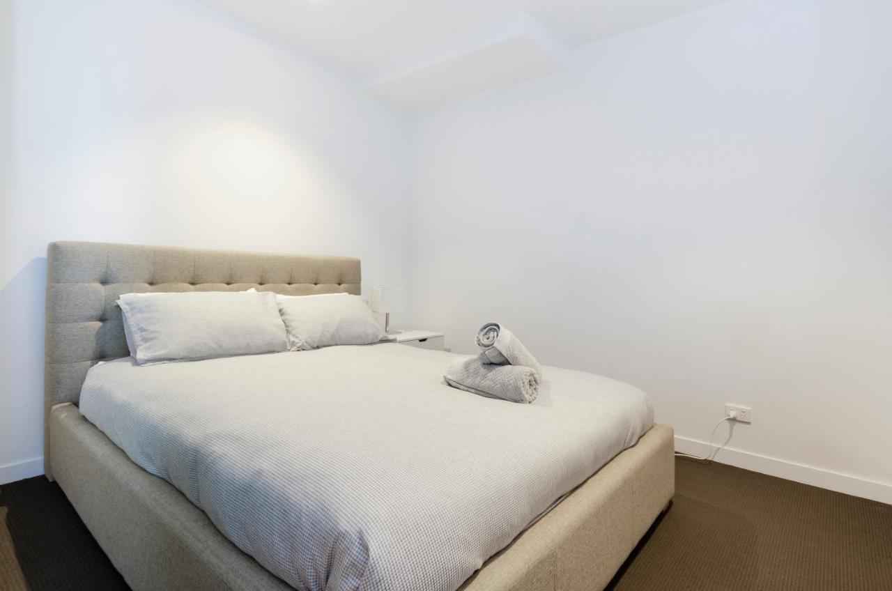 2Br Cbd Pad, City Views, Free Parking, Pool, Gym Melbourne Exterior photo